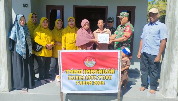 Koramil 1307-07 Ampana Tete Berikan Tambahan Gizi untuk Anak Stunting di Desa Tete A