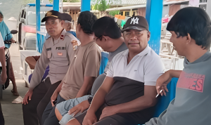 Kasubsatgas Binmas Ipda Riono saat melaksanakan sambang di Kelurahan Bailo